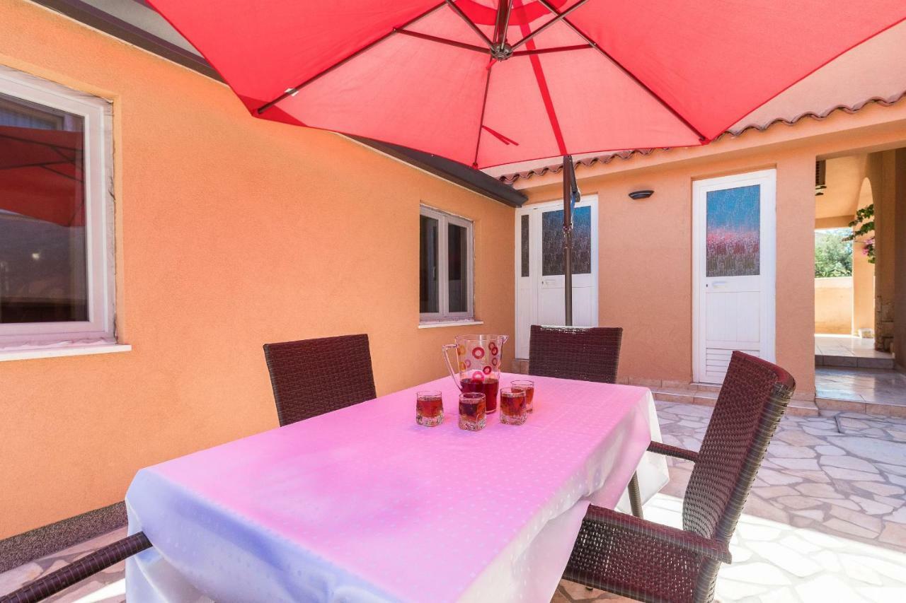 Apartment Taja Ližnjan Dış mekan fotoğraf