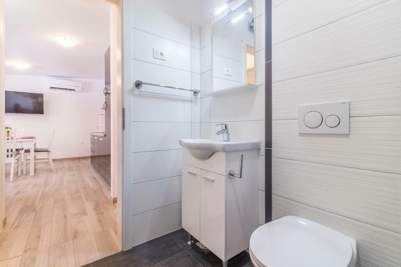 Apartment Taja Ližnjan Dış mekan fotoğraf
