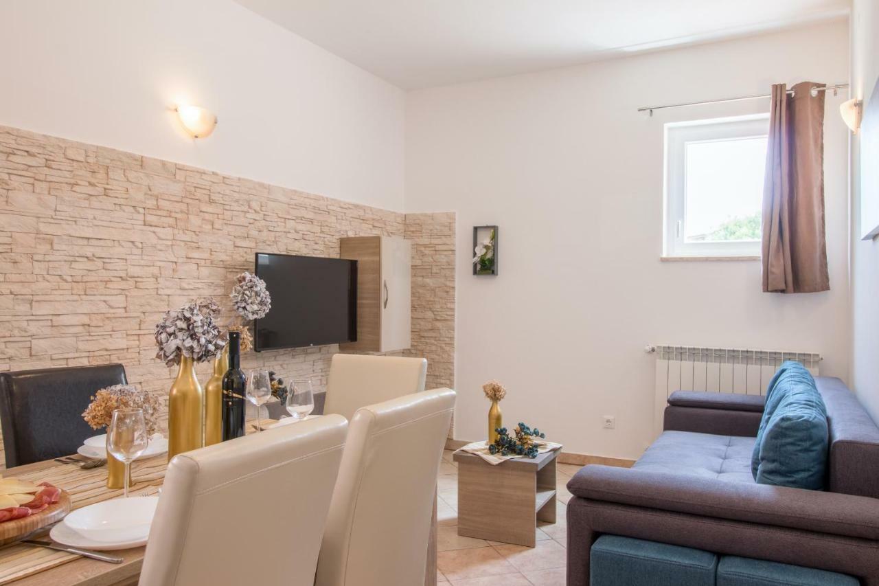 Apartment Taja Ližnjan Dış mekan fotoğraf