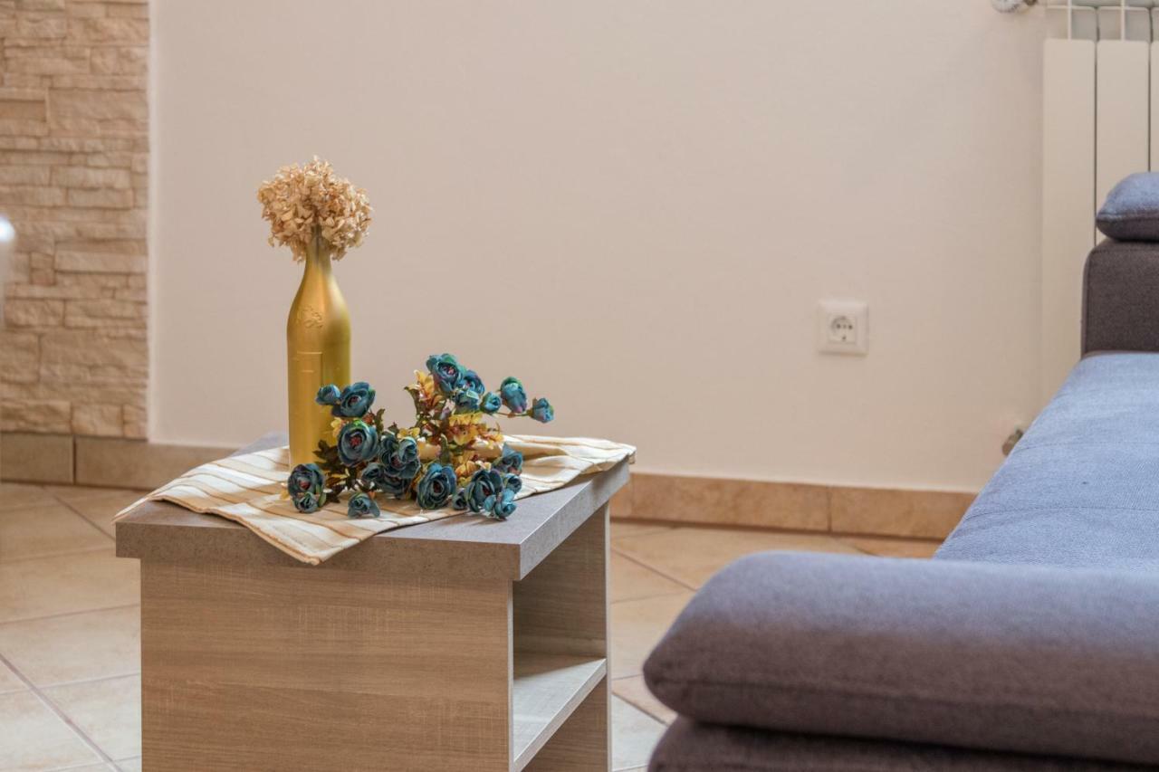 Apartment Taja Ližnjan Dış mekan fotoğraf