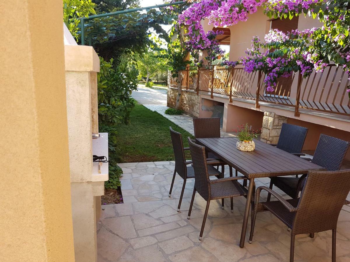 Apartment Taja Ližnjan Dış mekan fotoğraf